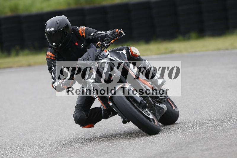 Archiv-2025/06 18.04.2025 Speer Racing ADR/Gruppe gelb/90